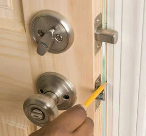 community Locksmith Store Minneapolis, MN 612-584-2588 - unlock-door